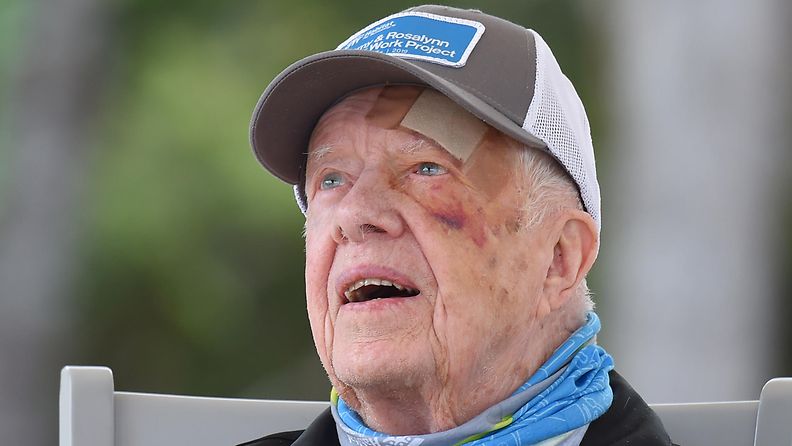 Jimmy Carter kaatuilu AOP