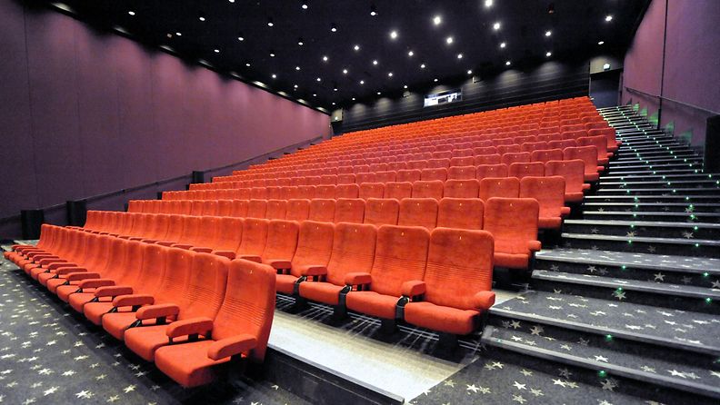 Elokuvateatteri kuvituskuva tyhjä katsomo