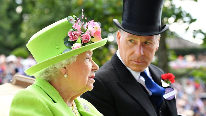 Kuningatar Elisabet ja David Armstong-Jones