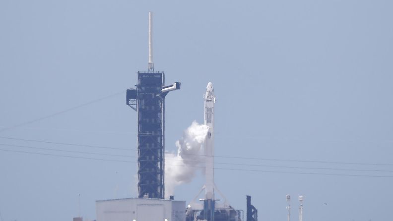 SpaceX 30.5.2020 2