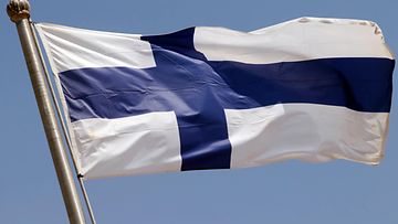 aop Suomen lippu sinitaivas