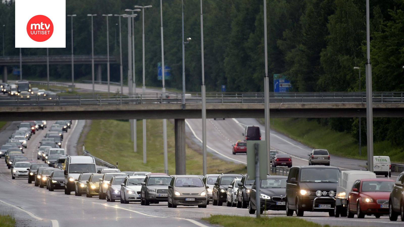 Juhannuksen Menoliikenne Käynnistyy Tänään – Paikoitellen Luvattu ...