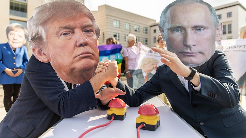 AOP Trump Putin protesti