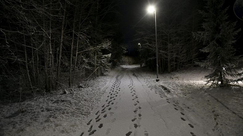 lumi talvi etelä-suomi pimeä LK ladattu 201120