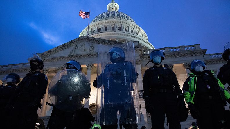 EPA Capitol-kukkula poliisit