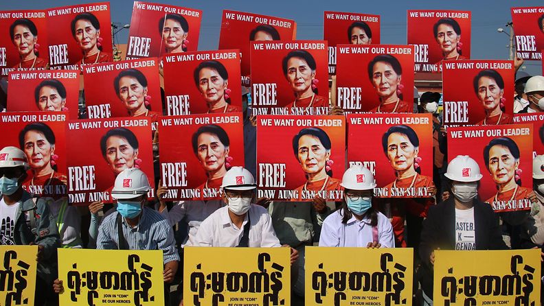 AOP Myanmar mielenosoitus Aung San Suu Kyi