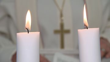 OMA: Kynttilä, kynttilät, kirkko, piispa, diakonia, diakoniatyö