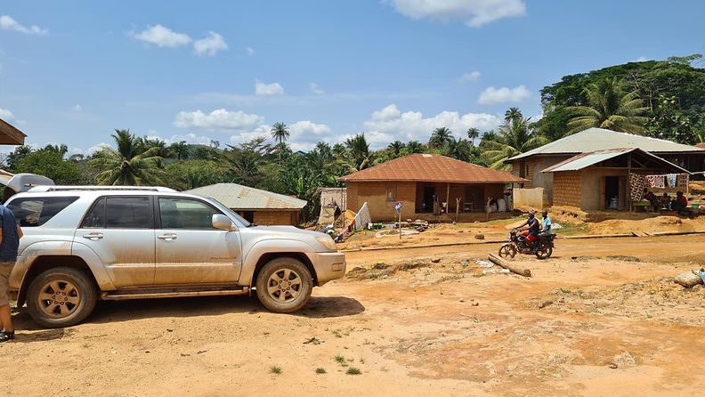 liberia sotarikos kylä