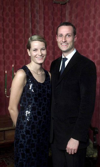 AOP Mette-Marit ja Haakon kihlautuivat 2000