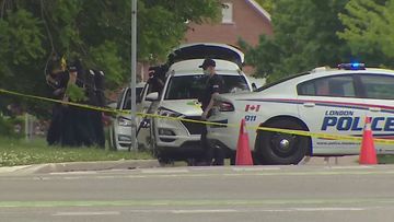 Neljä surmattiin autolla Kanadassa Ontariossa