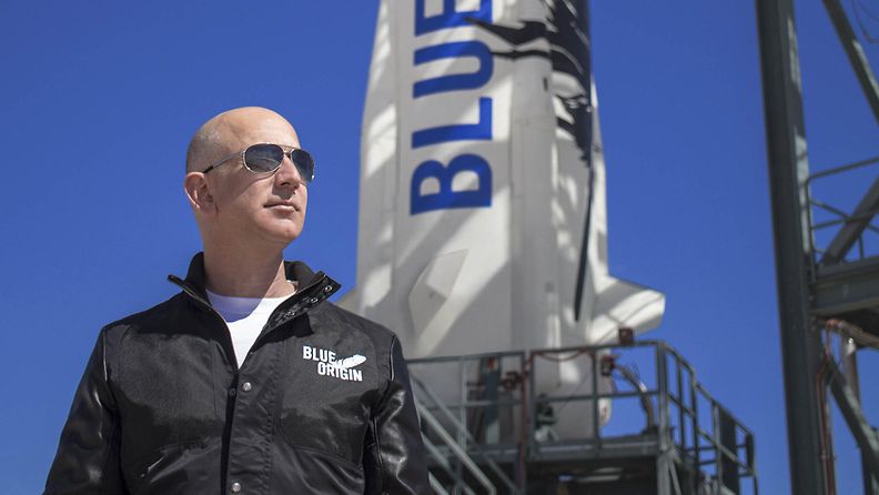 AOP Jeff Bezos Blue Origin avaruus raketti
