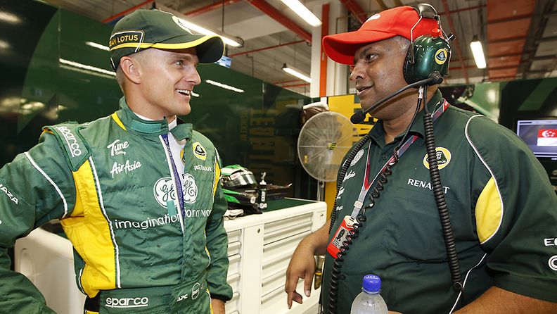 Heikki Kovalainen ja Tony Fernandes 