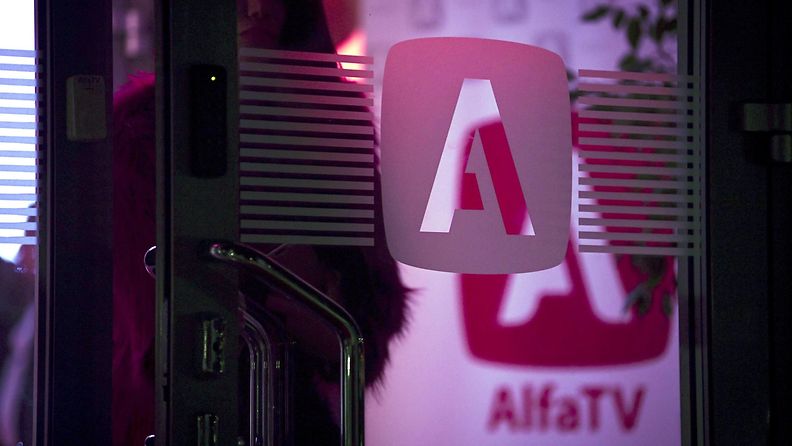 AlfaTV:n logo yrityksen tiloissa Keravalla 18. syyskuuta 2021.