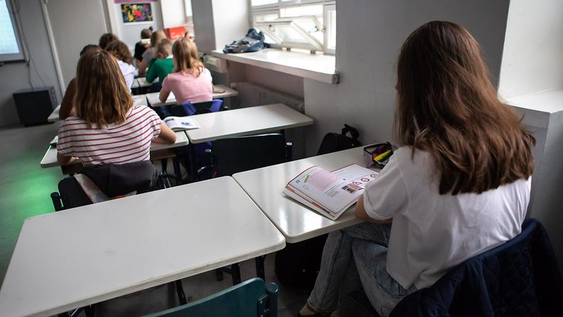 Äidinkielen opiskelua peruskoulussa Helsingissä 30. elokuuta 2019. 