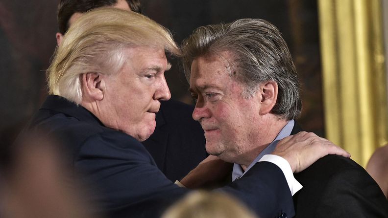 Donald Trump ja Stephen Bannon vuonna 2017.