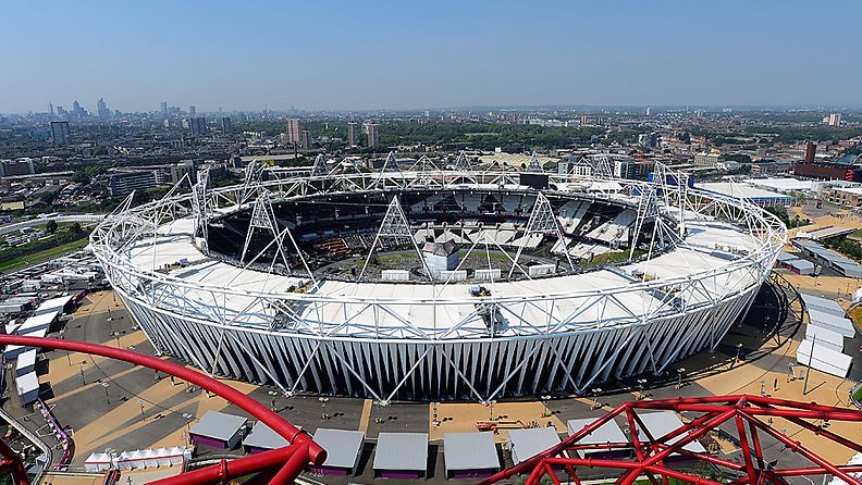 Lontoon olympiastadion odottaa urheilijoita ja kisavieraita. 