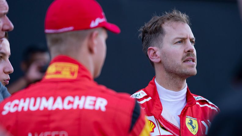 GettyImages-2411-Race of Champions Vettel, Schumacher