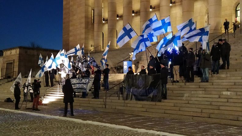 Suomi herää, itsenäisyyspäivän mielenosoitus