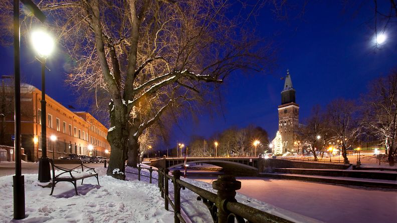 AOP Turku, Aurajoki talvella