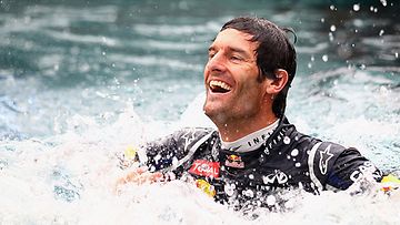 Mark Webber juhlii Monacon voittoaan