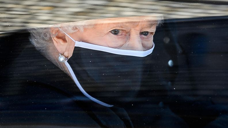 kuningatar Elisabet prinssi Philipin hautajaisissa