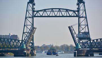 Koningshavenin silta, De Hef, Rotterdam