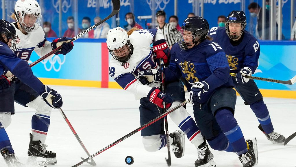 Suomalaiset Pekingin olympialaisissa sunnuntaina . 