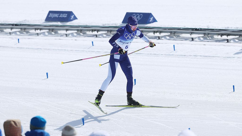 Kerttu Niskanen sai lisävoimia Ebba Anderssonin selän lähestyessä -  