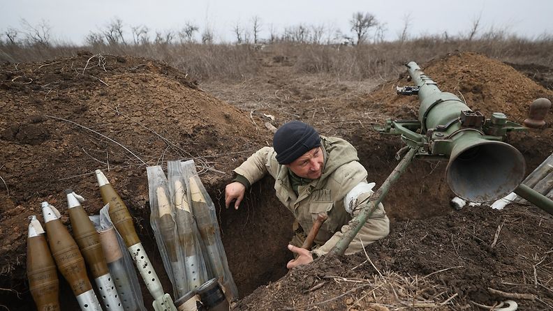 Sotilas Itä-Ukrainassa.