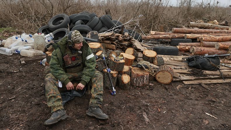 Sotilas Itä-Ukrainassa.