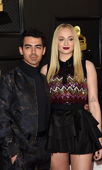 Joe Jonas, Sophie Turner (2)