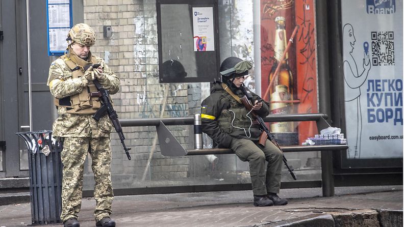 Ukrainan armeijan sotilaita Kiovasta.