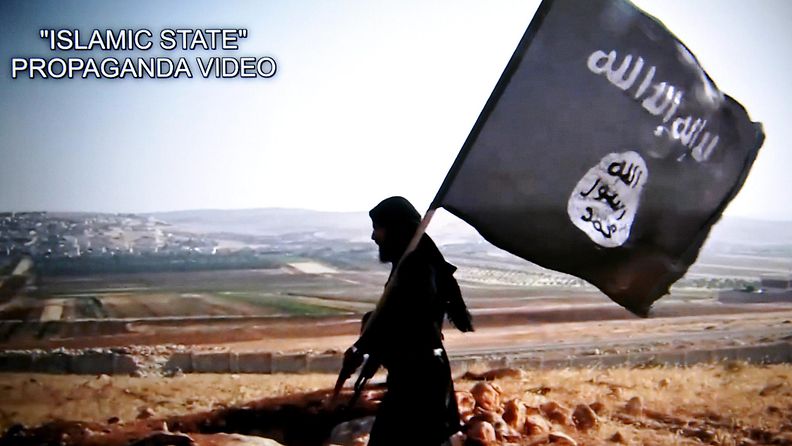 Kuvakaappaus Isisin propagandavideolta.