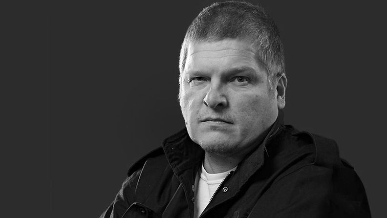 MTV Uutisten pitkäaikainen rikos- ja oikeustoimittaja Jarkko Sipilä on kuollut. Sipilä menehtyi äkillisen sairauskohtauksen seurauksena maanantaina 57-vuotiaana. 