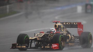 Kimi Räikkönen Malesian sateessa
