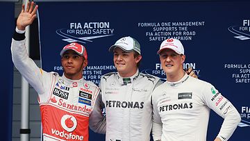 Kiinan GP:n aika-ajon kärkikolmikko Rosberg, Hamilton ja Schumacher
