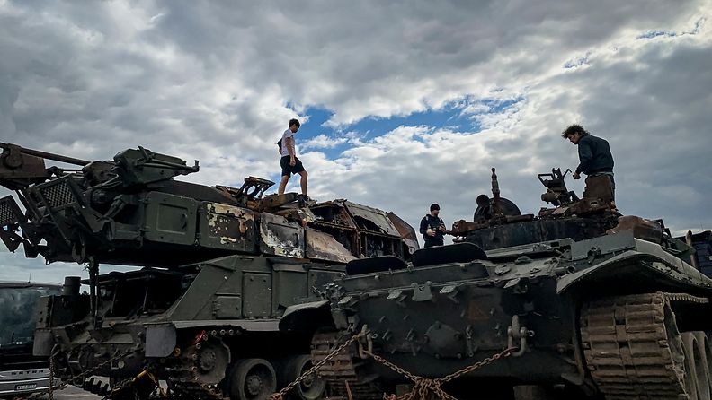 AOP Ukraina tankkeja