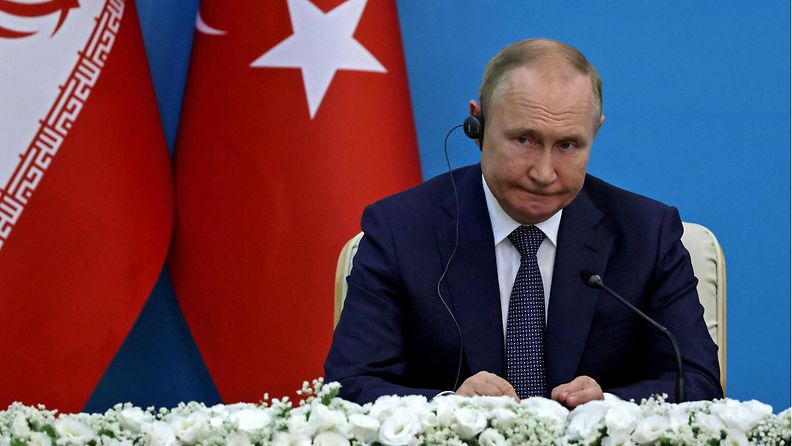 Putin tapaamassa Iranin ja Turkin johtajia Teheranissa heinäkuussa 2022.