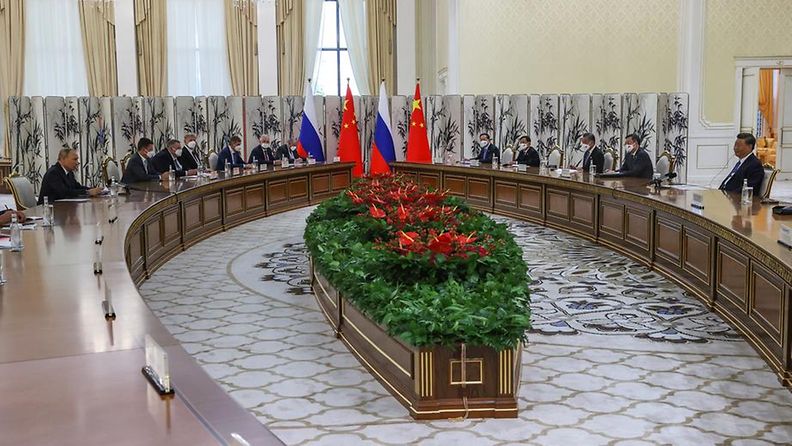 Venäjän presidentti Vladimir Putin ja Kiinan presidentti Xi Jinping tapasivat Samarkandissa, Uzbekistanissa 15. syyskuuta 2022.