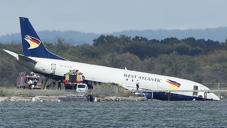 Lentokone päätyi järveen Montpellier´n kentällä Ranskassa