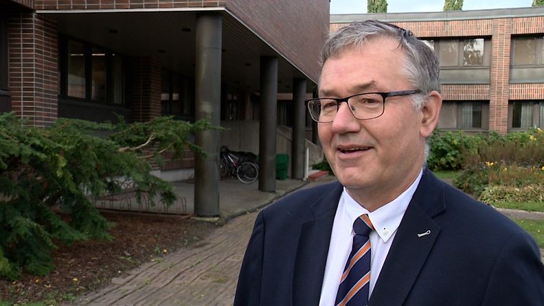 Närpiön kupunginhallituksen puheenjohtaja Hasse Lindqvist MTV:n haastattelussa syyskuussa 2022.