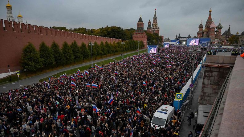 LK 30.9.2022 Moskovan Punaisella torilla juhlittiin laittomia alueliitoksia