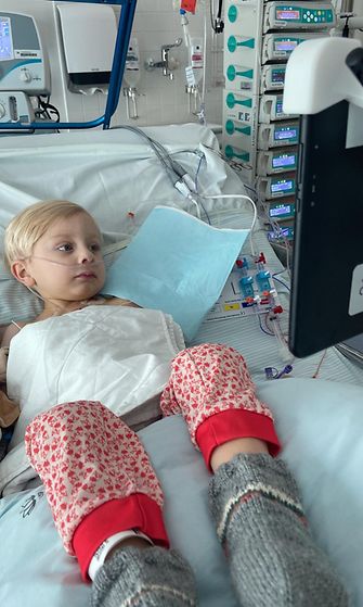 Nelivuotias Marlon pääsi sydänleikkaukseen ja toipuu nyt Uudessa lastensairaalassa Helsingin Meilahdessa. 4