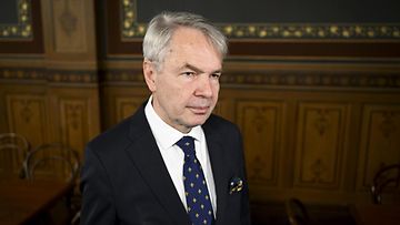 LK 16.11.2022 Ulkoministeri Pekka Haavisto (vihr.) kertoi medialle Puolan ja Ukrainan tapahtumista Säätytalolla Helsingissä keskiviikkona 16. marraskuuta 2022.