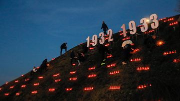 AOP Ukrainalaiset sytyttivät kynttilöitä holodomorin muistojuhlassa 27.1.2021