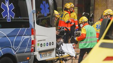 AOP Espanjassa yli 150 ihmistä on loukkaantunut kahden junan törmäyksessä Barcelonan lähellä.