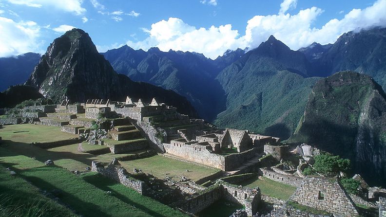 AOP: Macchu Picchu, Peru