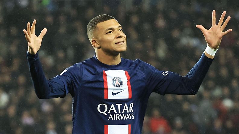 Kylian Mbappe (4)