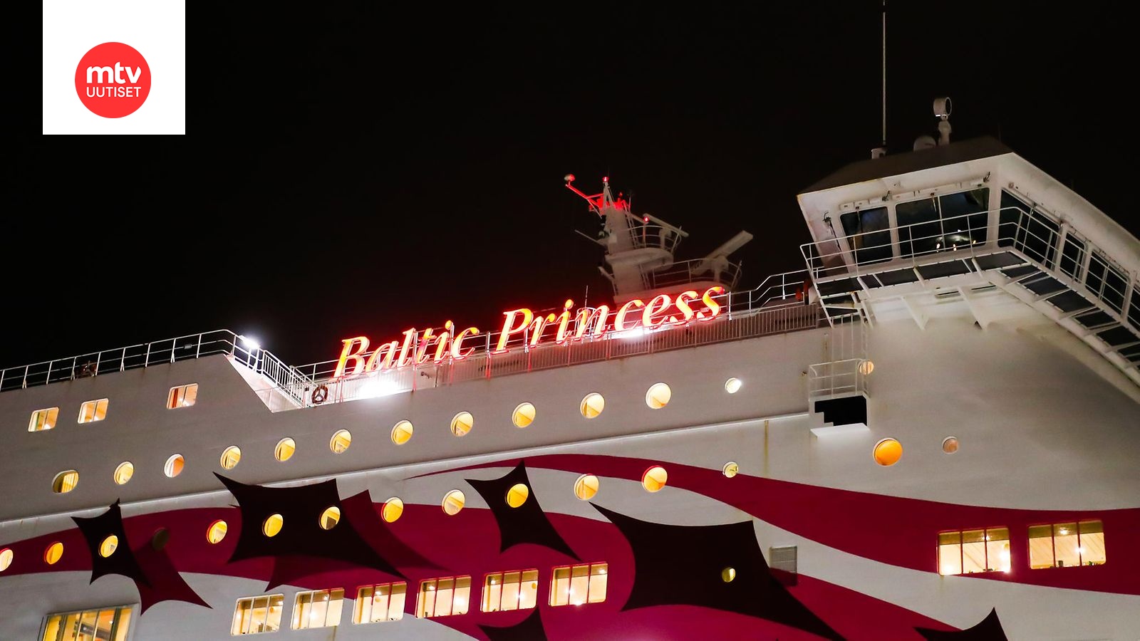 Esitutkinta mereen putoamisesta: Baltic Princessin kapteenia epäillään  laiminlyönneistä 