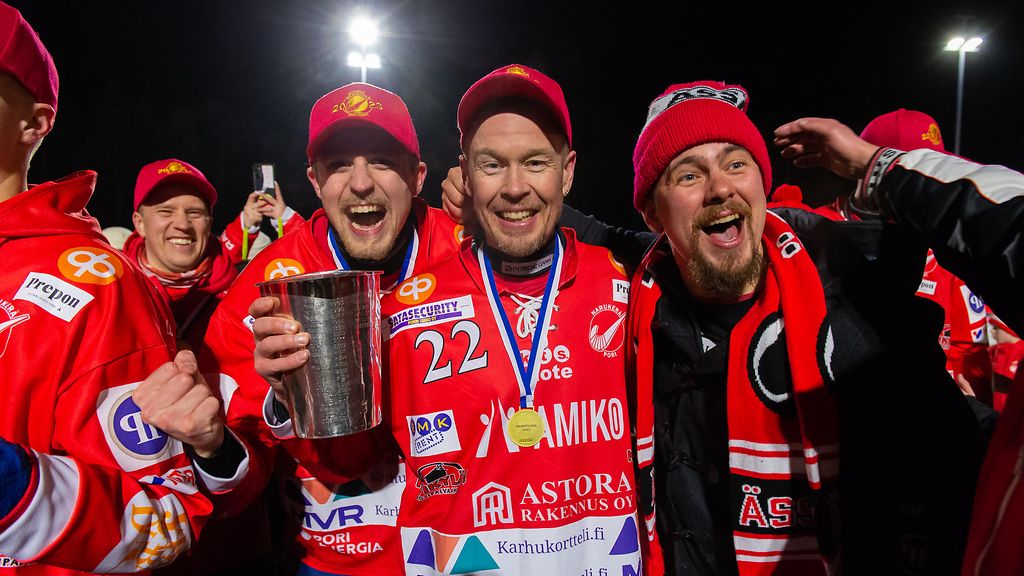 Narukerä voitti jääpallon Suomen mestaruuden 2023 